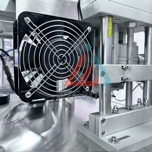 Producent automatycznych maszyn do napełniania i zamykania rur laserowych o niskiej cenie 