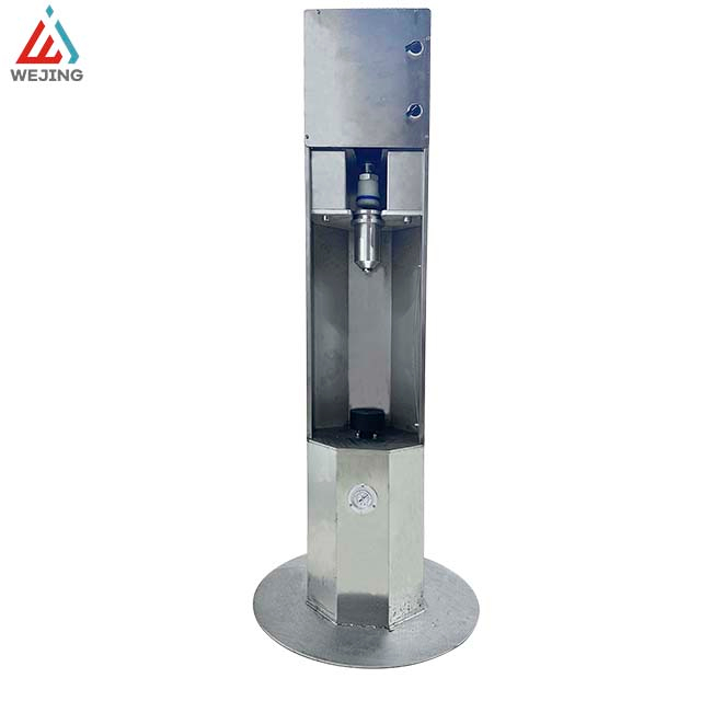 Semi outomatiese gedwonge vloeistofvulmasjien vir a&euml;rosol spuitkanne