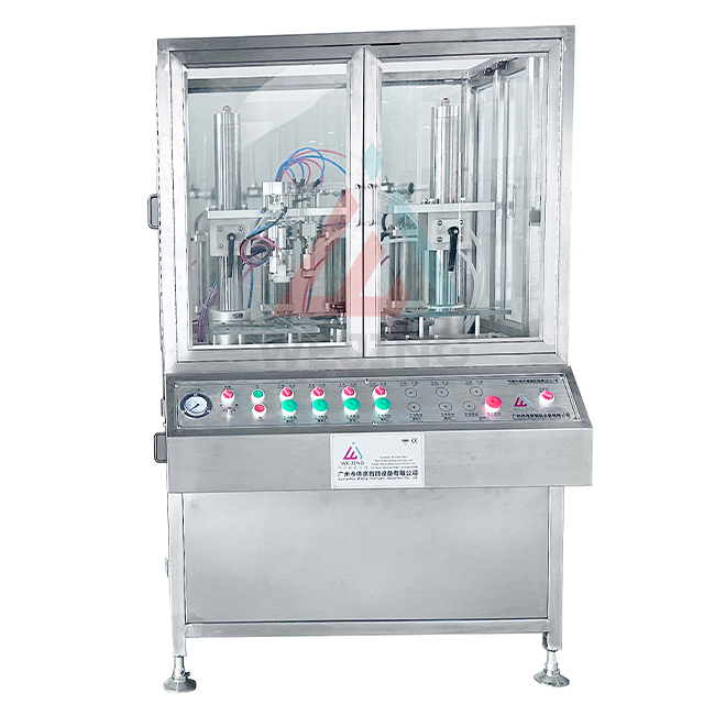 स्वचालित कॉस्मेटिक एयरोसोल स्प्रे कैन भरने वाली कैपिंग मशीन 30 मिलीलीटर प्लास्टिक एयरोसोल स्प्रे बोतल भरने की मशीन