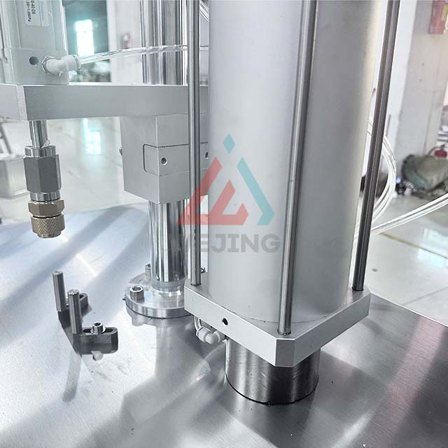 Semi Automatic Aerosol Gas Filling Machine Para sa Aerosol Spray Cans
