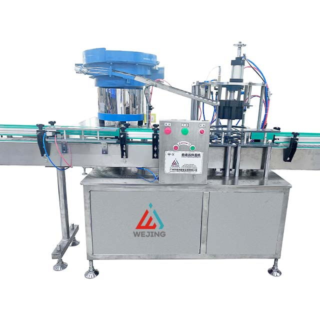 Združeni pogon za zapiranje pokrovov in pokrov vse v enem stroju za zapiranje za avtomatsko vrečko na ventilu Linija polnilnih strojev za razpršilni plin za prodajo 